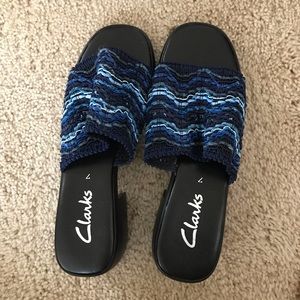 Clark’s Block Heel Sandal